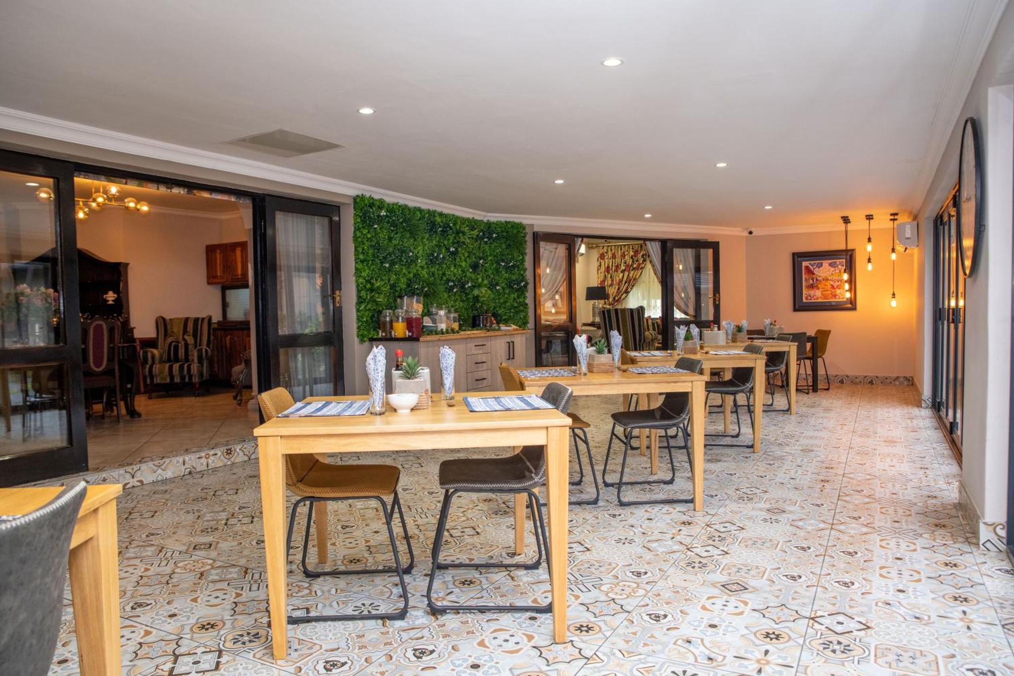 Iso'Bella Vita Guesthouse Phalaborwa Ngoại thất bức ảnh