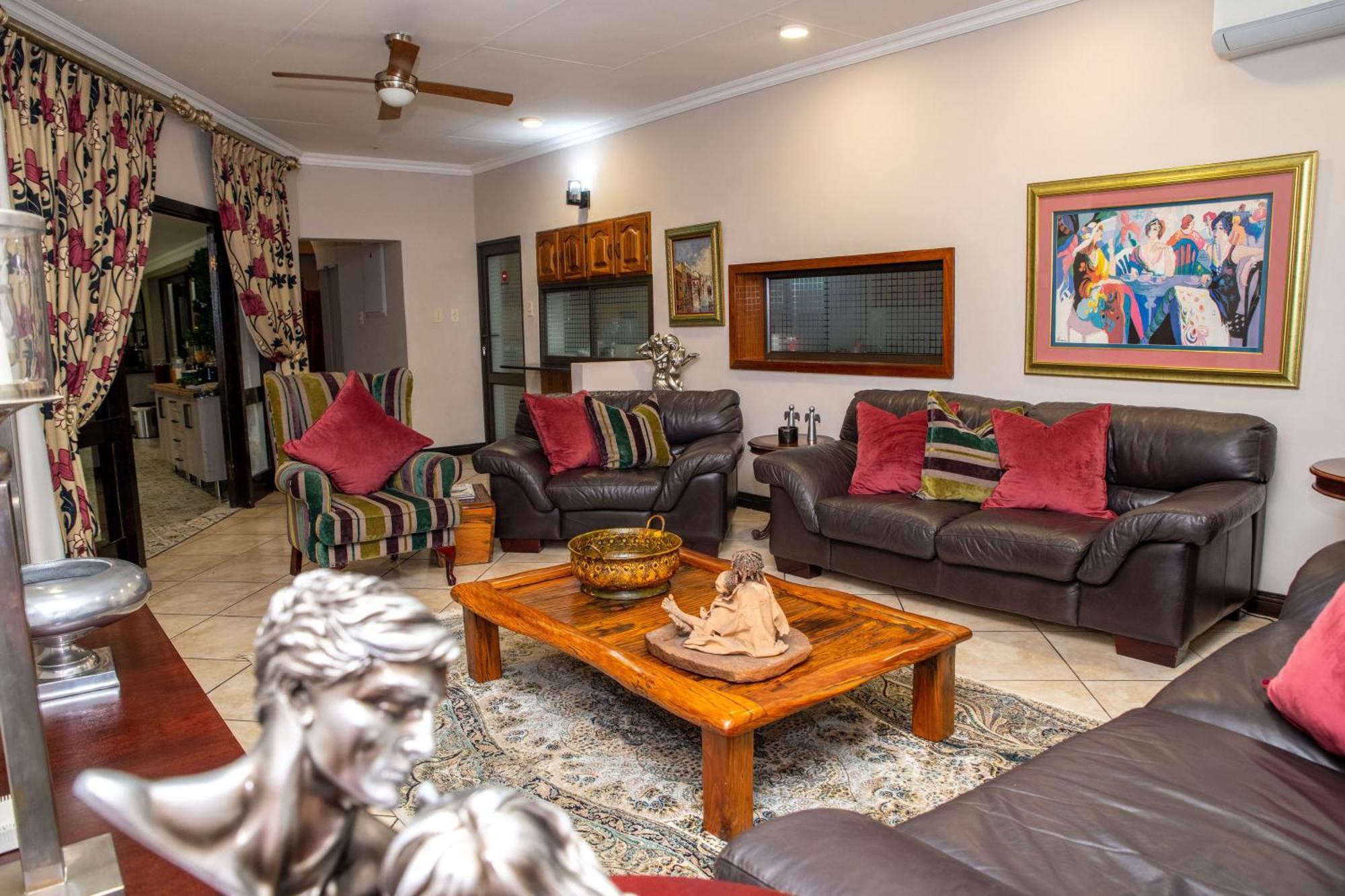 Iso'Bella Vita Guesthouse Phalaborwa Ngoại thất bức ảnh